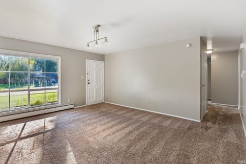 Tiny photo for 4611 Dutchess Lane, Fort Wayne, IN 46835 (MLS # 202643717)