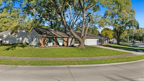Tiny photo for 4611 Dutchess Lane, Fort Wayne, IN 46835 (MLS # 202643717)