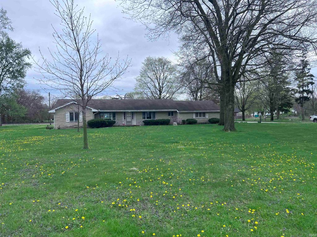 Photo of 66464 State Road 15, Goshen, IN 46526 (MLS # 202613853)