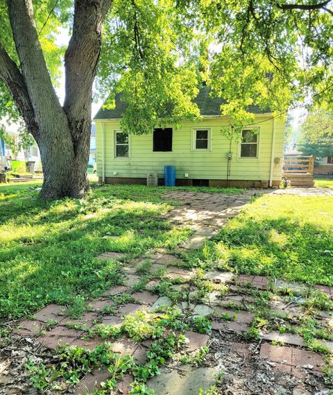 Tiny photo for 1109 20th Street, Logansport, IN 46947 (MLS # 202627023)