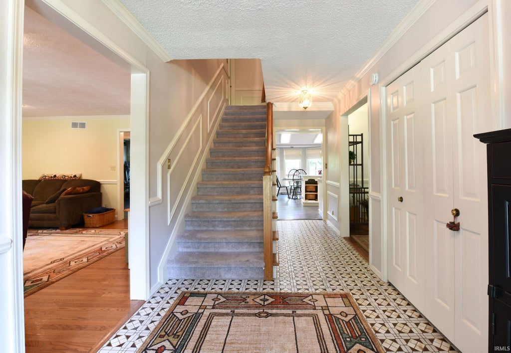 Photo of 1306 Clayton Drive, South Bend, IN 46614 (MLS # 202629647)