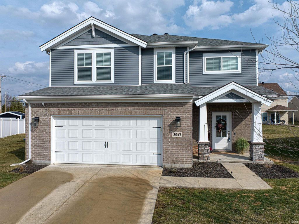 Photo of 3042 Cornerstone Court, Newburgh, IN 47630 (MLS # 202607484)