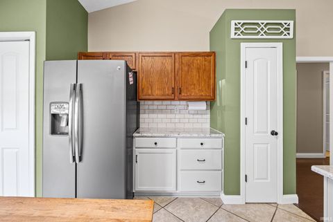 Tiny photo for 50 Rainbow Drive, Rossville, IN 46065 (MLS # 202616975)