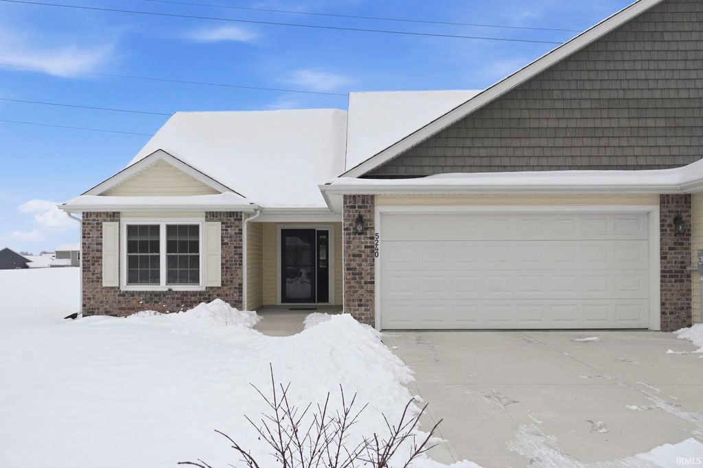 Photo of 5240 Pigeon Creek Court, Fort Wayne, IN 46825 (MLS # 202548114)