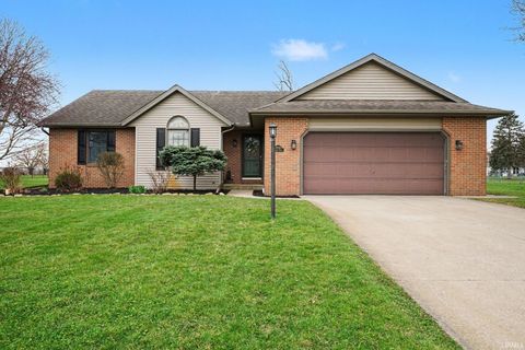 Photo of 17556 Shannon Avenue, Goshen, IN 46526 (MLS # 202613287)