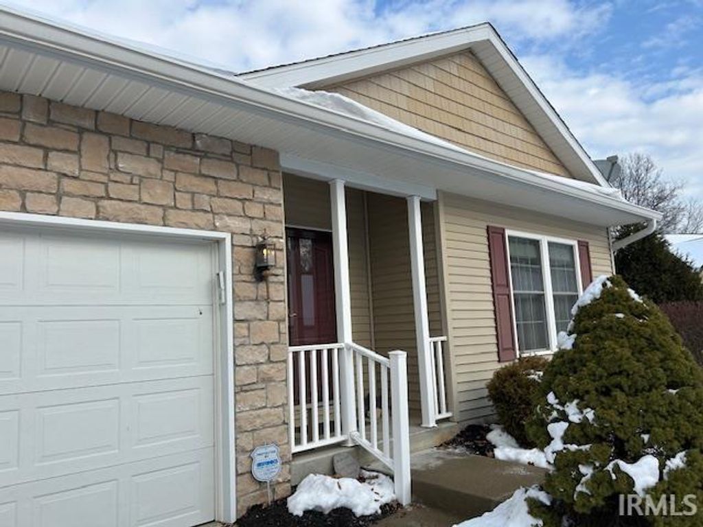 Photo of 1448 W Petal Court, Bloomington, IN 47403 (MLS # 202603774)