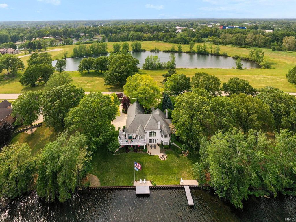 Photo of 13 Quail Island, Elkhart, IN 46514 (MLS # 202609050)