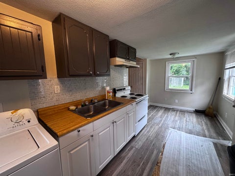 Tiny photo for 933 S 14TH ST ST #935 & 937 S. 14th, New Castle, IN 47362 (MLS # 202624770)