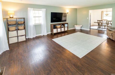 Tiny photo for 10550 Saint Wendel Road, Evansville, IN 47720 (MLS # 202608627)