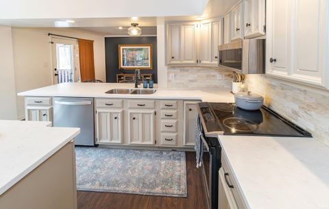 Tiny photo for 10550 Saint Wendel Road, Evansville, IN 47720 (MLS # 202608627)