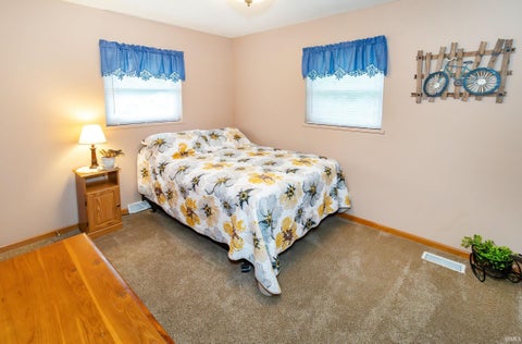 Tiny photo for 31 W Bujey Drive, Evansville, IN 47710 (MLS # 202633064)