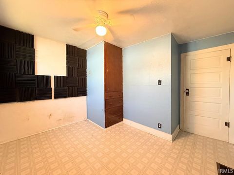 Tiny photo for 712 N Pearl Street, Logansport, IN 46947 (MLS # 202608447)