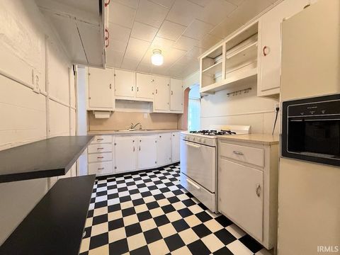 Tiny photo for 712 N Pearl Street, Logansport, IN 46947 (MLS # 202608447)