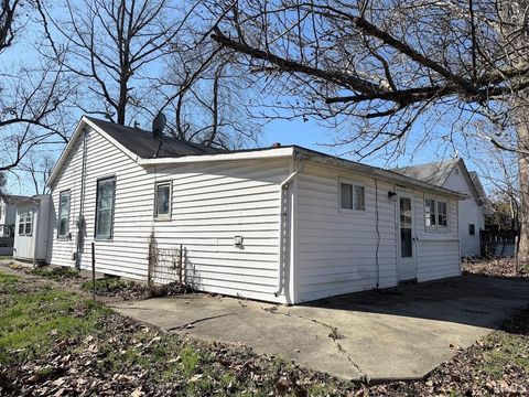 Tiny photo for 712 N Pearl Street, Logansport, IN 46947 (MLS # 202608447)