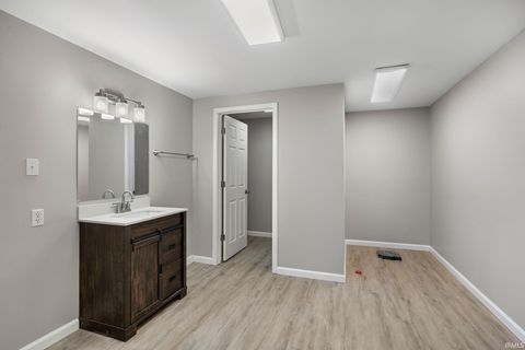 Tiny photo for 1800 E 430 S Road, Lafayette, IN 47909 (MLS # 202542417)