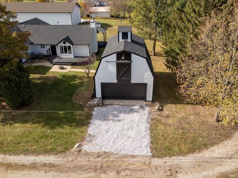 Tiny photo for 1800 E 430 S Road, Lafayette, IN 47909 (MLS # 202542417)