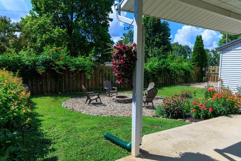 Tiny photo for 300 E new Street, Attica, IN 47918 (MLS # 202633438)