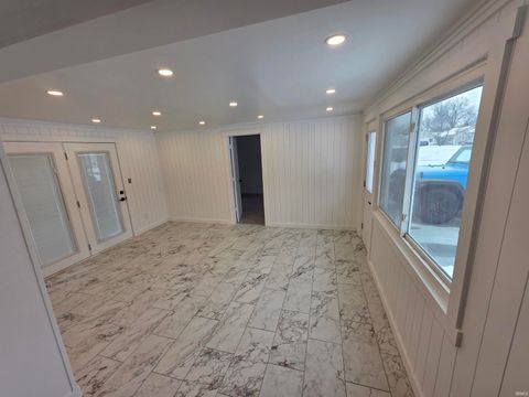 Tiny photo for 1826 Madison Avenue, Evansville, IN 47714 (MLS # 202603421)