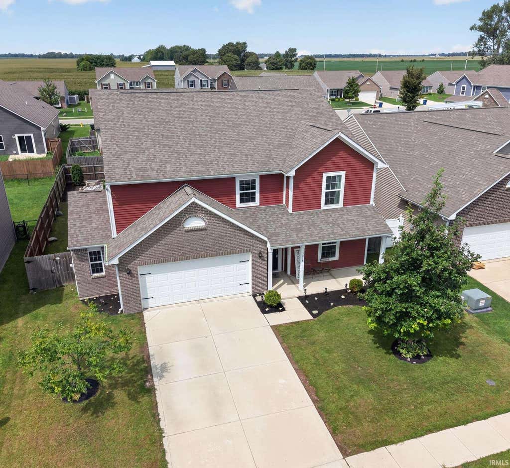 Photo of 3814 SHADOWBROOK Drive, Marion, IN 46953 (MLS # 202633836)