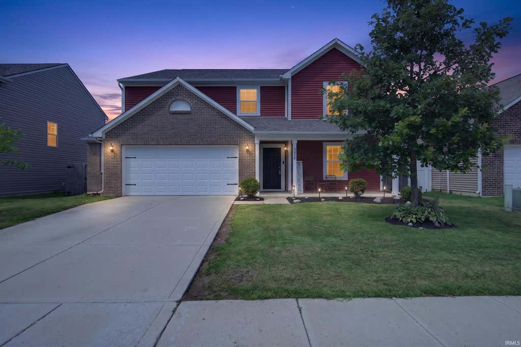 Photo of 3814 SHADOWBROOK Drive, Marion, IN 46953 (MLS # 202633836)