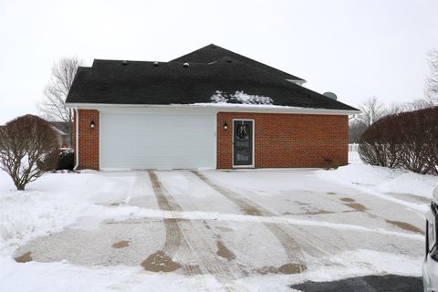 Tiny photo for 2106 S 150 East Road, Peru, IN 46970 (MLS # 202603457)