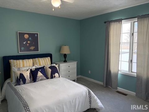 Tiny photo for 2106 S 150 East Road, Peru, IN 46970 (MLS # 202603457)