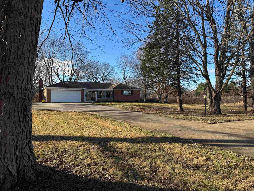 Photo of 2127 N CR 300 E Road, Anderson, IN 46012 (MLS # 202547706)