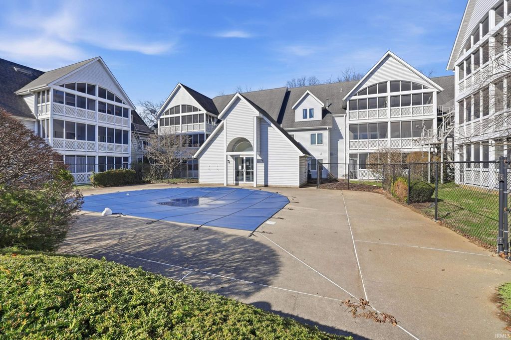 Photo of 1310 S College Mall Road #F-5, Bloomington, IN 47401 (MLS # 202608236)