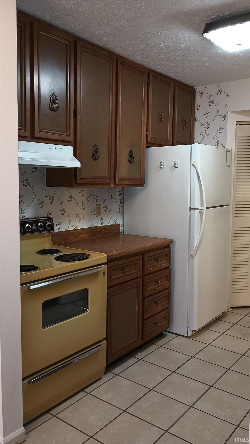 Photo of 3123 S Eden Drive, Bloomington, IN 47401 (MLS # 202600836)