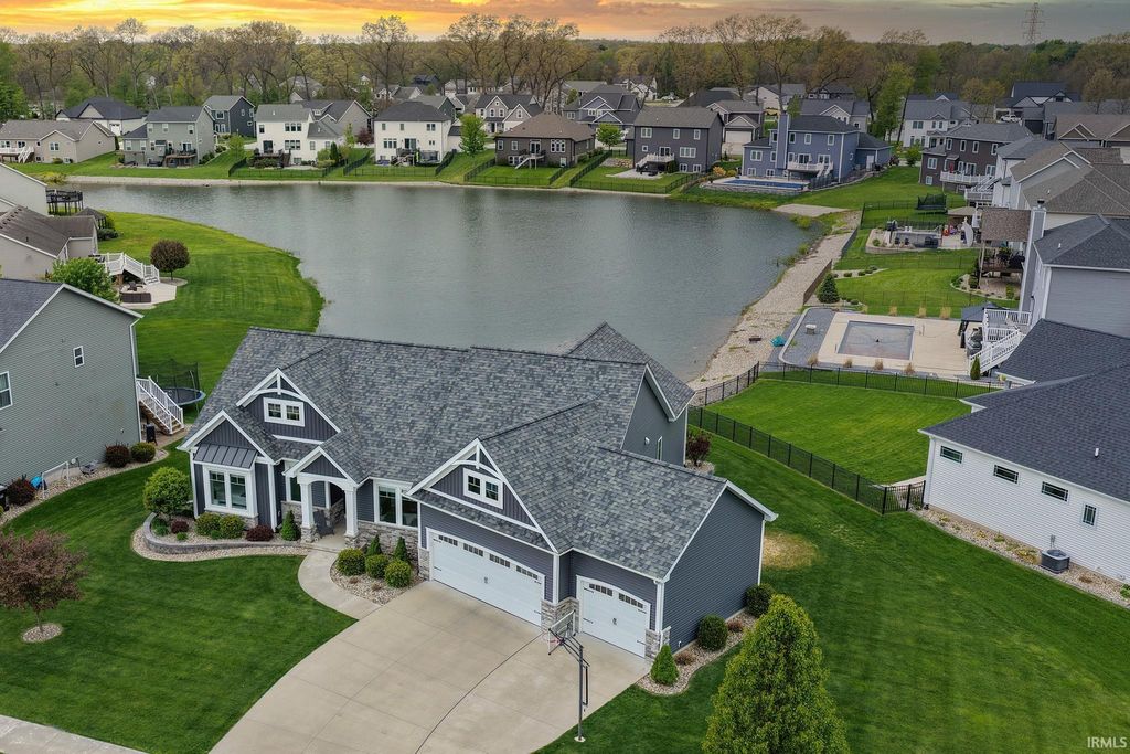Photo of 54745 Sacramento Meadows Drive, Osceola, IN 46561 (MLS # 202616966)