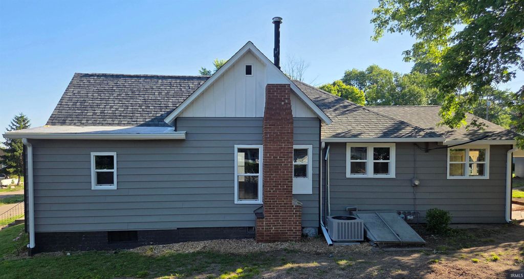 Photo of 1117 S Brady Street, Attica, IN 47918 (MLS # 202619914)