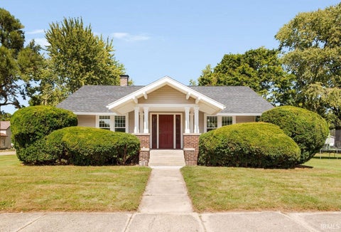 Photo of 211 W Catherine Street, Milford, IN 46542 (MLS # 202637795)