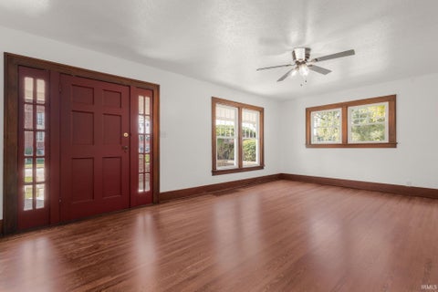 Tiny photo for 211 W Catherine Street, Milford, IN 46542 (MLS # 202637795)