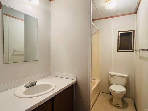 Tiny photo for 2389 S Wallick Road, Peru, IN 46970 (MLS # 202535061)