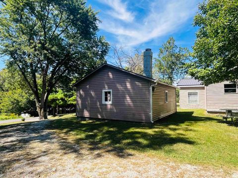 Tiny photo for 2389 S Wallick Road, Peru, IN 46970 (MLS # 202535061)