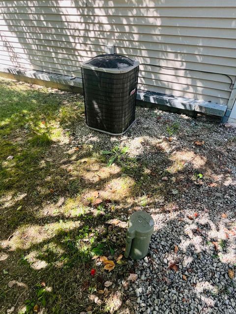 Tiny photo for 2389 S Wallick Road, Peru, IN 46970 (MLS # 202535061)