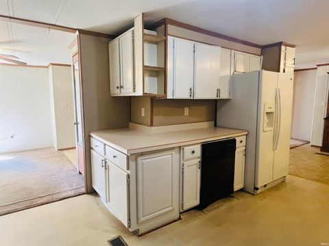 Tiny photo for 2389 S Wallick Road, Peru, IN 46970 (MLS # 202535061)