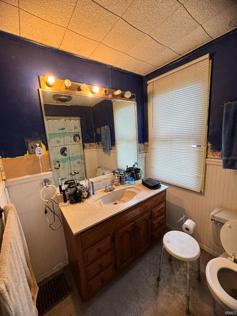 Tiny photo for 925 Crescent Avenue, Fort Wayne, IN 46805 (MLS # 202617844)