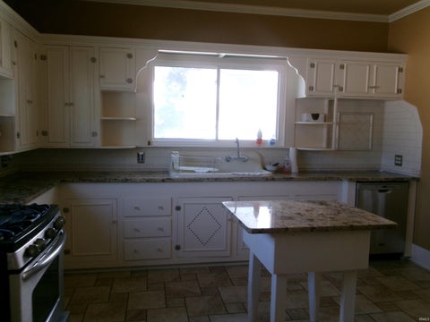 Tiny photo for 582 W 5th Street, Peru, IN 46970 (MLS # 202642447)