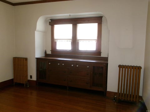 Tiny photo for 582 W 5th Street, Peru, IN 46970 (MLS # 202642447)