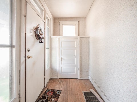 Tiny photo for 425 Maxwell Avenue, Evansville, IN 47711 (MLS # 202626928)