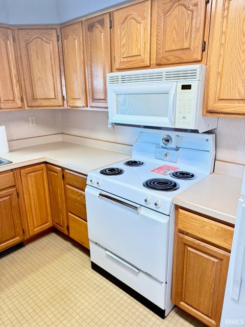 Tiny photo for 2800 S Sycamore Avenue, Muncie, IN 47302 (MLS # 202638874)