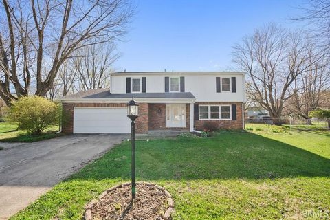 Photo of 1210 DEVON Court, Kokomo, IN 46901 (MLS # 202547662)