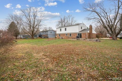 Tiny photo for 1210 DEVON Court, Kokomo, IN 46901 (MLS # 202547662)