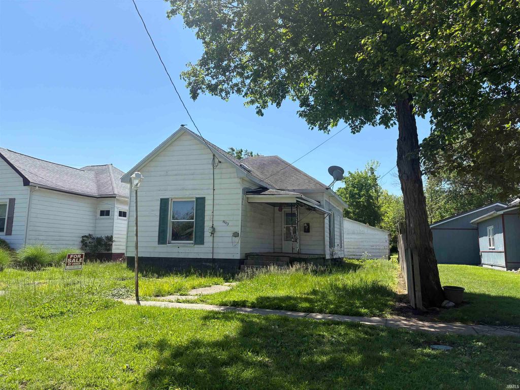 Photo of 803 W Pine Street, Robinson, IL 62454 (MLS # 202617279)