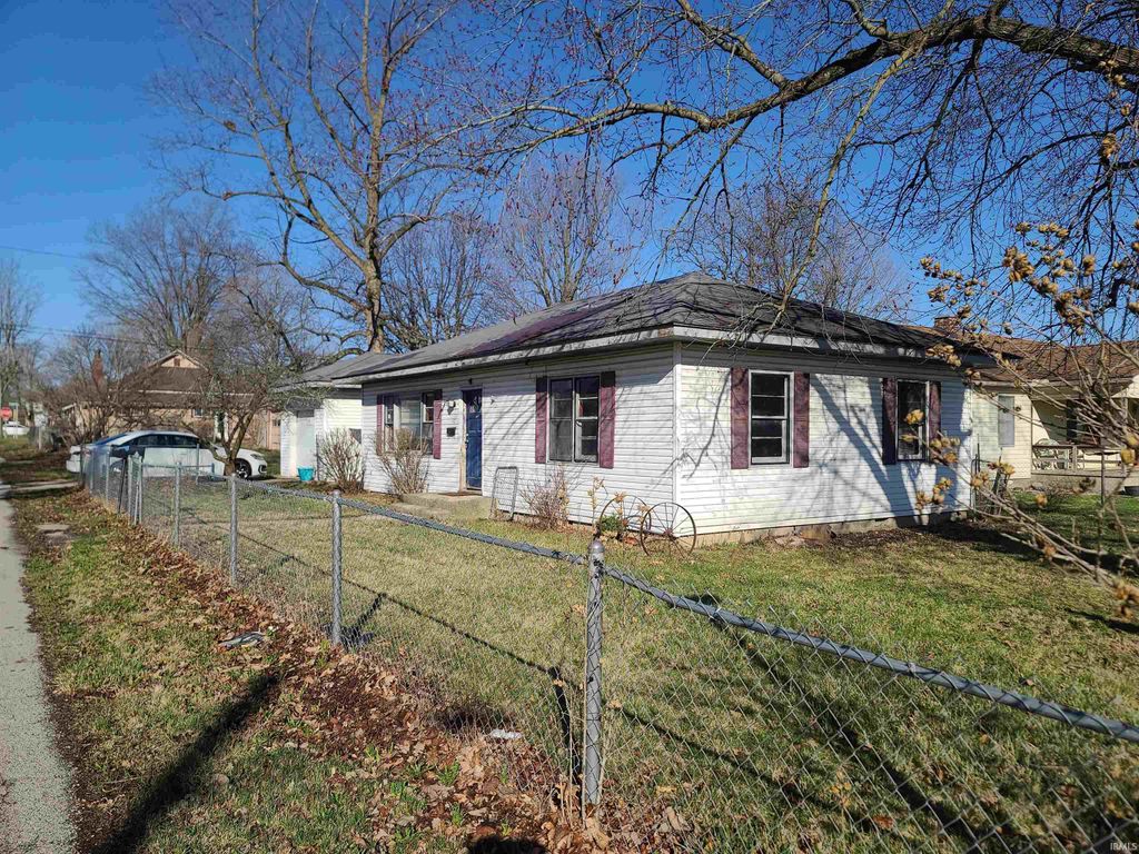 Photo of 123 E McDonald Street, Hartford City, IN 47348 (MLS # 202608816)