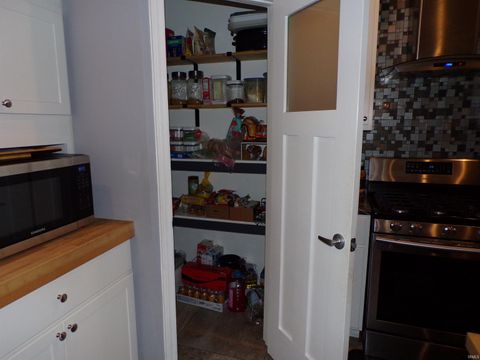 Tiny photo for 1126 19th Street, Logansport, IN 46947 (MLS # 202538145)