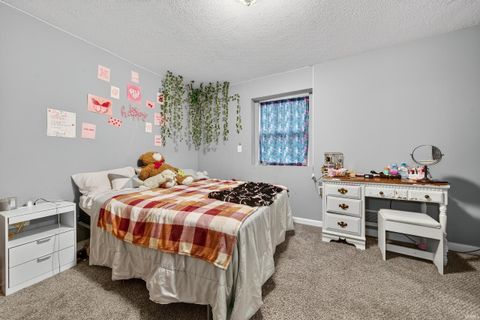 Tiny photo for 1126 19th Street, Logansport, IN 46947 (MLS # 202538145)