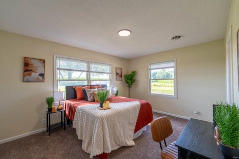 Tiny photo for 9290 S County Road 200 W, Muncie, IN 47302 (MLS # 202631353)
