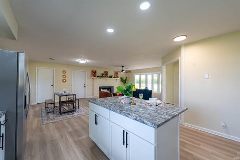 Tiny photo for 9290 S County Road 200 W, Muncie, IN 47302 (MLS # 202631353)